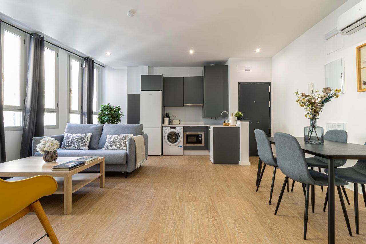 Allo Apartments Santa Maria II Centro 2 Habitaciones เฮเรซ เด ลาฟรอนเตรา ภายนอก รูปภาพ